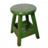 Zelená stolička s patinou